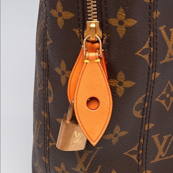 RARE Limited Edition Karl Lagerfeld Punching Bag GM - Picture 4 of 7